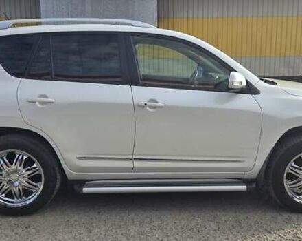 Белый Тойота РАВ 4, объемом двигателя 2 л и пробегом 296 тыс. км за 15000 $, фото 5 на Automoto.ua