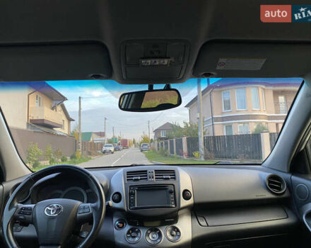 Тойота РАВ 4 2012 в Киеве на Automoto.ua Белый Тойота РАВ 4, объемом двигателя 1.99 л и пробегом 125 тыс. км за 16500 $, фото 38 на Automoto.ua