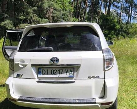 Білий Тойота РАВ 4, об'ємом двигуна 0 л та пробігом 130 тис. км за 10900 $, фото 3 на Automoto.ua