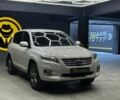 Белый Тойота РАВ 4, объемом двигателя 2 л и пробегом 147 тыс. км за 15500 $, фото 1 на Automoto.ua