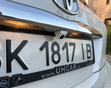 Білий Тойота РАВ 4, об'ємом двигуна 2.2 л та пробігом 216 тис. км за 14200 $, фото 11 на Automoto.ua