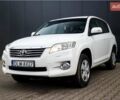 Білий Тойота РАВ 4, об'ємом двигуна 0 л та пробігом 253 тис. км за 6200 $, фото 1 на Automoto.ua
