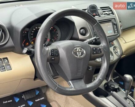 Білий Тойота РАВ 4, об'ємом двигуна 2 л та пробігом 297 тис. км за 14900 $, фото 15 на Automoto.ua