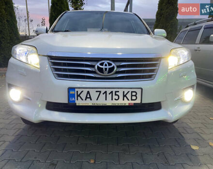 Тойота РАВ 4 2012 в Киеве на Automoto.ua Белый Тойота РАВ 4, объемом двигателя 1.99 л и пробегом 125 тыс. км за 16500 $, фото 41 на Automoto.ua