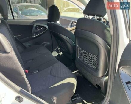 Белый Тойота РАВ 4, объемом двигателя 2.2 л и пробегом 269 тыс. км за 7800 $, фото 10 на Automoto.ua