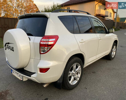 Тойота РАВ 4 2012 в Киеве на Automoto.ua Белый Тойота РАВ 4, объемом двигателя 1.99 л и пробегом 125 тыс. км за 16500 $, фото 17 на Automoto.ua