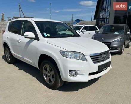 Белый Тойота РАВ 4, объемом двигателя 2.2 л и пробегом 269 тыс. км за 7800 $, фото 2 на Automoto.ua
