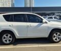 Білий Тойота РАВ 4, об'ємом двигуна 2 л та пробігом 185 тис. км за 11500 $, фото 1 на Automoto.ua
