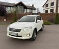 Білий Тойота РАВ 4, об'ємом двигуна 2 л та пробігом 150 тис. км за 14600 $, фото 1 на Automoto.ua