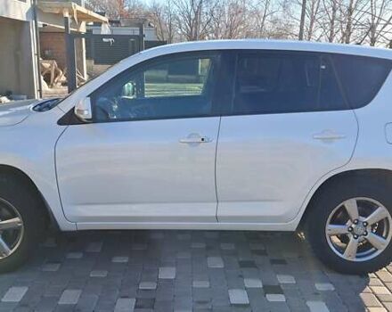 Белый Тойота РАВ 4, объемом двигателя 1.99 л и пробегом 147 тыс. км за 14800 $, фото 3 на Automoto.ua