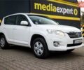 Білий Тойота РАВ 4, об'ємом двигуна 0 л та пробігом 253 тис. км за 6200 $, фото 2 на Automoto.ua
