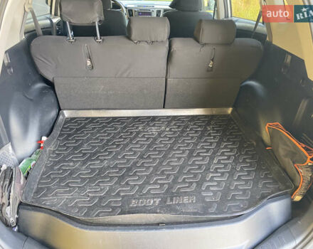 Білий Тойота РАВ 4, об'ємом двигуна 2.23 л та пробігом 158 тис. км за 15400 $, фото 47 на Automoto.ua