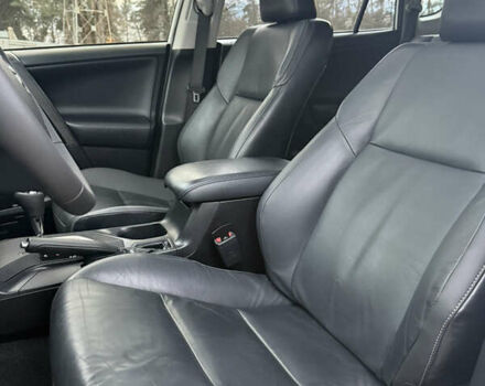 Білий Тойота РАВ 4, об'ємом двигуна 2.5 л та пробігом 195 тис. км за 17300 $, фото 24 на Automoto.ua