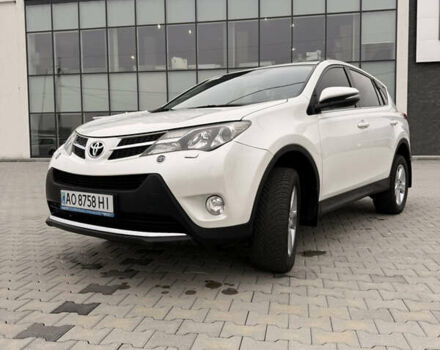 Білий Тойота РАВ 4, об'ємом двигуна 2.23 л та пробігом 220 тис. км за 17200 $, фото 7 на Automoto.ua