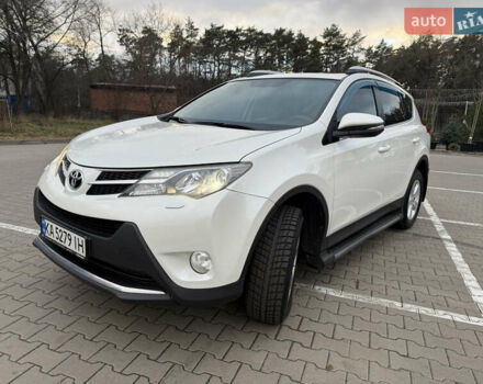 Білий Тойота РАВ 4, об'ємом двигуна 2.5 л та пробігом 195 тис. км за 17300 $, фото 5 на Automoto.ua