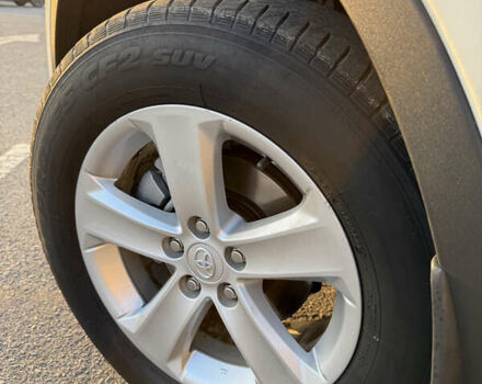 Белый Тойота РАВ 4, объемом двигателя 2.23 л и пробегом 193 тыс. км за 16750 $, фото 14 на Automoto.ua