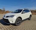 Белый Тойота РАВ 4, объемом двигателя 2.2 л и пробегом 200 тыс. км за 9800 $, фото 1 на Automoto.ua