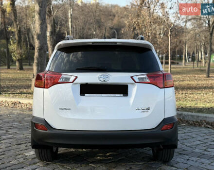 Белый Тойота РАВ 4, объемом двигателя 2 л и пробегом 98 тыс. км за 18200 $, фото 12 на Automoto.ua