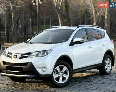Белый Тойота РАВ 4, объемом двигателя 2 л и пробегом 98 тыс. км за 18200 $, фото 7 на Automoto.ua
