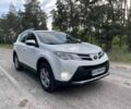 Белый Тойота РАВ 4, объемом двигателя 2.5 л и пробегом 204 тыс. км за 18300 $, фото 1 на Automoto.ua
