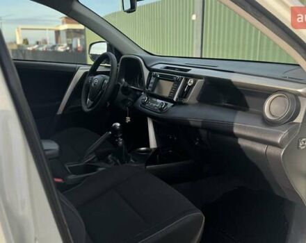 Белый Тойота РАВ 4, объемом двигателя 2.23 л и пробегом 182 тыс. км за 14500 $, фото 59 на Automoto.ua