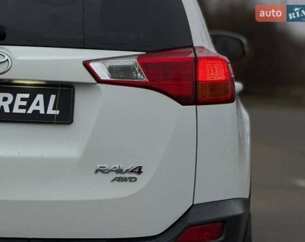 Білий Тойота РАВ 4, об'ємом двигуна 2.23 л та пробігом 209 тис. км за 14900 $, фото 22 на Automoto.ua