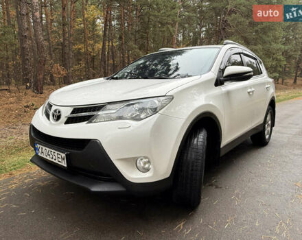Тойота РАВ 4 2013 у Києві на Automoto.ua Білий Тойота РАВ 4, об'ємом двигуна 2 л та пробігом 192 тис. км за 16800 $, фото 24 на Automoto.ua