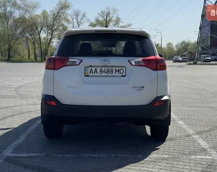 Тойота РАВ 4 2013 в Киеве на Automoto.ua Белый Тойота РАВ 4, объемом двигателя 2.5 л и пробегом 133 тыс. км за 22500 $, фото 5 на Automoto.ua