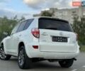 Білий Тойота РАВ 4, об'ємом двигуна 2.2 л та пробігом 156 тис. км за 15400 $, фото 30 на Automoto.ua