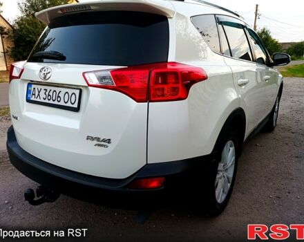 Белый Тойота РАВ 4, объемом двигателя 2.2 л и пробегом 209 тыс. км за 18600 $, фото 4 на Automoto.ua