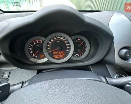 Білий Тойота РАВ 4, об'ємом двигуна 2.23 л та пробігом 199 тис. км за 14300 $, фото 9 на Automoto.ua