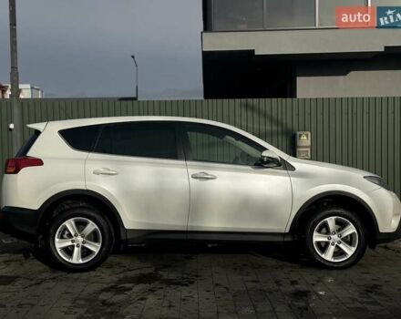 Белый Тойота РАВ 4, объемом двигателя 2.23 л и пробегом 182 тыс. км за 14500 $, фото 7 на Automoto.ua