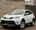 Білий Тойота РАВ 4, об'ємом двигуна 2 л та пробігом 98 тис. км за 17900 $, фото 9 на Automoto.ua