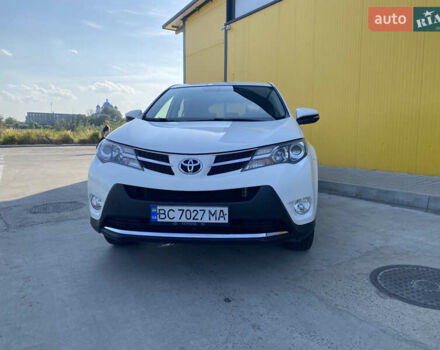 Білий Тойота РАВ 4, об'ємом двигуна 2.23 л та пробігом 158 тис. км за 15400 $, фото 4 на Automoto.ua