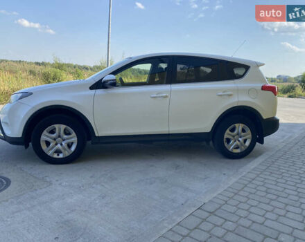 Білий Тойота РАВ 4, об'ємом двигуна 2.23 л та пробігом 158 тис. км за 15400 $, фото 19 на Automoto.ua