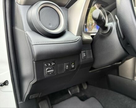 Белый Тойота РАВ 4, объемом двигателя 2 л и пробегом 96 тыс. км за 17800 $, фото 20 на Automoto.ua