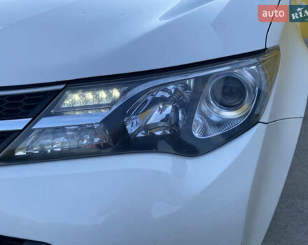 Білий Тойота РАВ 4, об'ємом двигуна 2.23 л та пробігом 158 тис. км за 15400 $, фото 7 на Automoto.ua