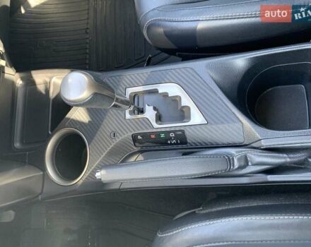 Белый Тойота РАВ 4, объемом двигателя 2.5 л и пробегом 139 тыс. км за 19000 $, фото 23 на Automoto.ua