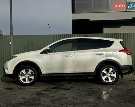 Белый Тойота РАВ 4, объемом двигателя 2.23 л и пробегом 182 тыс. км за 14500 $, фото 4 на Automoto.ua