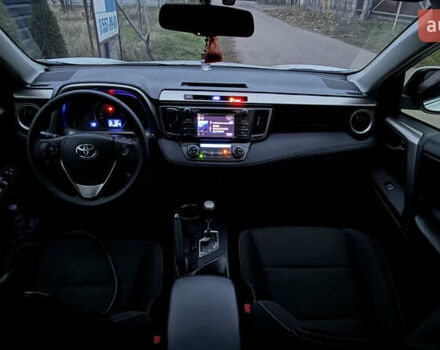 Белый Тойота РАВ 4, объемом двигателя 2.49 л и пробегом 252 тыс. км за 15500 $, фото 35 на Automoto.ua