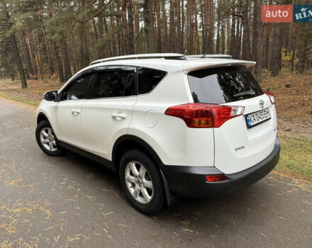 Тойота РАВ 4 2013 у Києві на Automoto.ua Білий Тойота РАВ 4, об'ємом двигуна 2 л та пробігом 192 тис. км за 16800 $, фото 25 на Automoto.ua