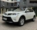 Белый Тойота РАВ 4, объемом двигателя 2.2 л и пробегом 160 тыс. км за 18500 $, фото 1 на Automoto.ua
