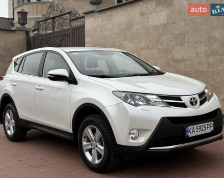 Белый Тойота РАВ 4, объемом двигателя 2.5 л и пробегом 79 тыс. км за 19200 $, фото 6 на Automoto.ua