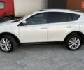Тойота РАВ 4 2013 в Тернополе на Automoto.ua Белый Тойота РАВ 4, объемом двигателя 2.49 л и пробегом 169 тыс. км за 15999 $, фото 4 на Automoto.ua