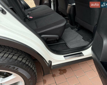 Белый Тойота РАВ 4, объемом двигателя 2.5 л и пробегом 79 тыс. км за 19200 $, фото 40 на Automoto.ua