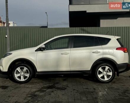 Белый Тойота РАВ 4, объемом двигателя 2.23 л и пробегом 182 тыс. км за 14500 $, фото 3 на Automoto.ua