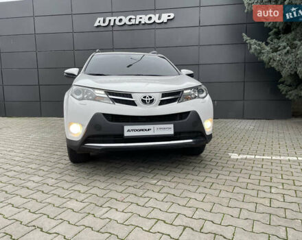 Белый Тойота РАВ 4, объемом двигателя 2.5 л и пробегом 250 тыс. км за 14000 $, фото 3 на Automoto.ua