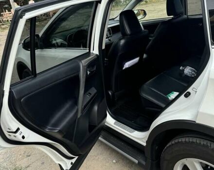 Белый Тойота РАВ 4, объемом двигателя 2.49 л и пробегом 98 тыс. км за 22500 $, фото 30 на Automoto.ua