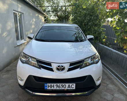 Белый Тойота РАВ 4, объемом двигателя 2.23 л и пробегом 88 тыс. км за 18000 $, фото 1 на Automoto.ua