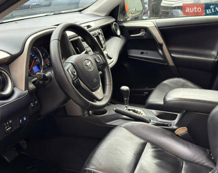 Белый Тойота РАВ 4, объемом двигателя 2.23 л и пробегом 250 тыс. км за 16300 $, фото 12 на Automoto.ua